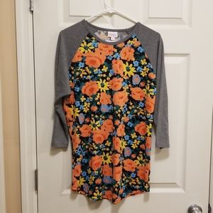LulaRoe Randy L 3/4 sleeve tee